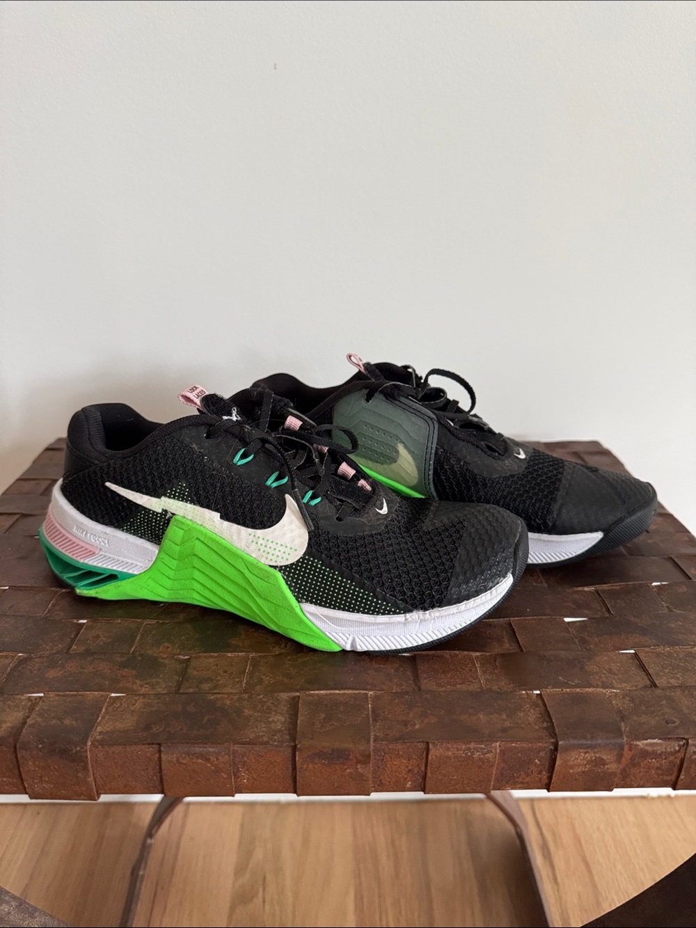 Nike Women’s Black Sneakers with White Swoosh & Bright Green Accents Size 5.5